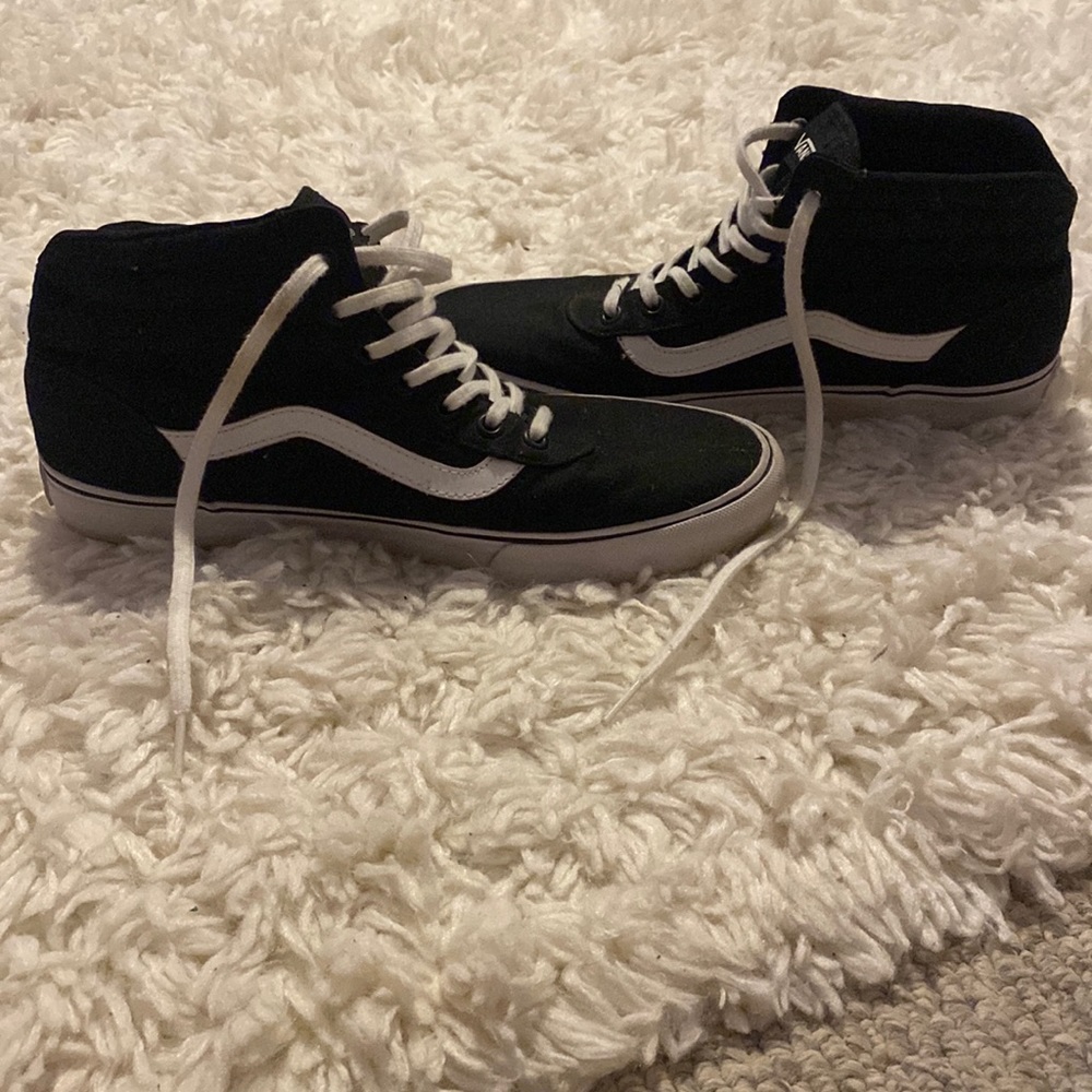 Womens hightop Vans